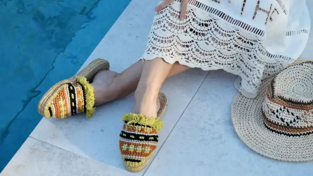 Curso Macramé Moderno – Babuchas Kilim · Formación creativa en Macrademia