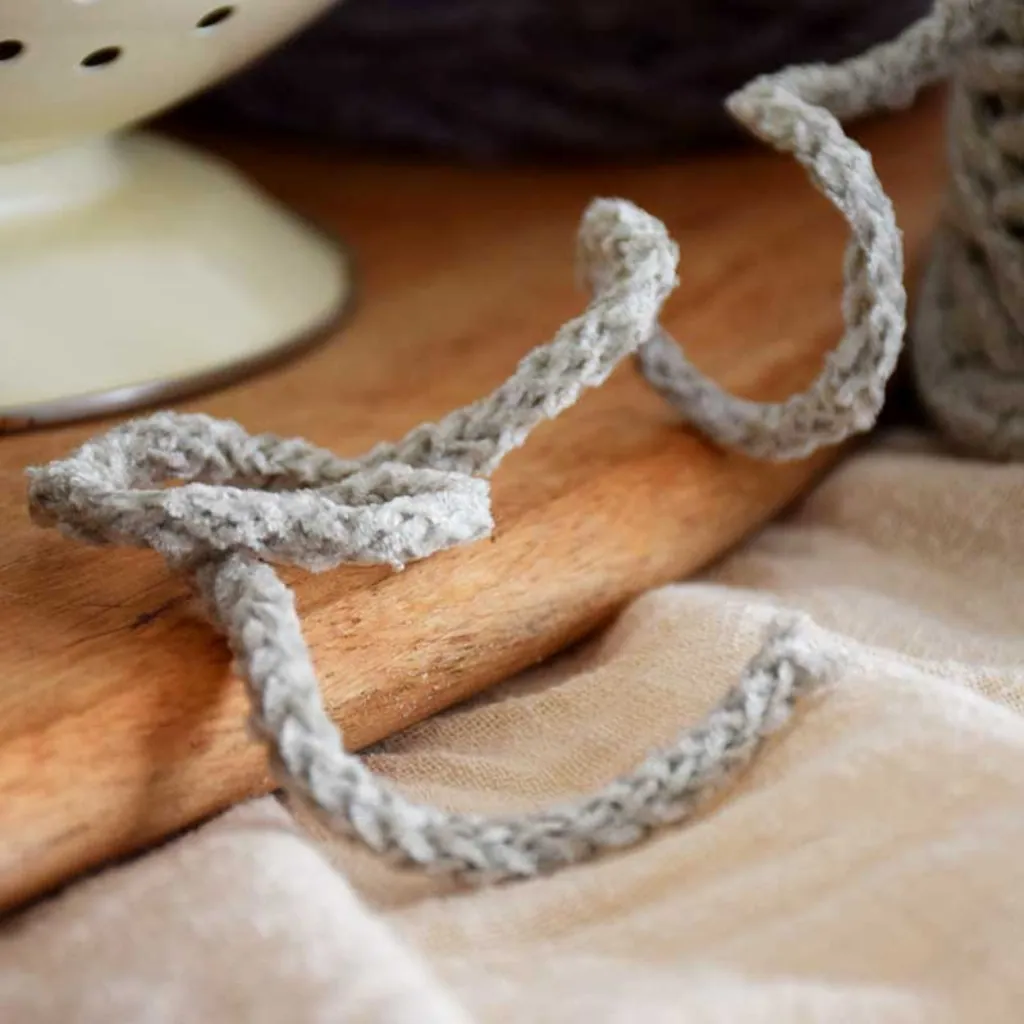 Detalle de la fibra Velvet Air 5 mm Macrame