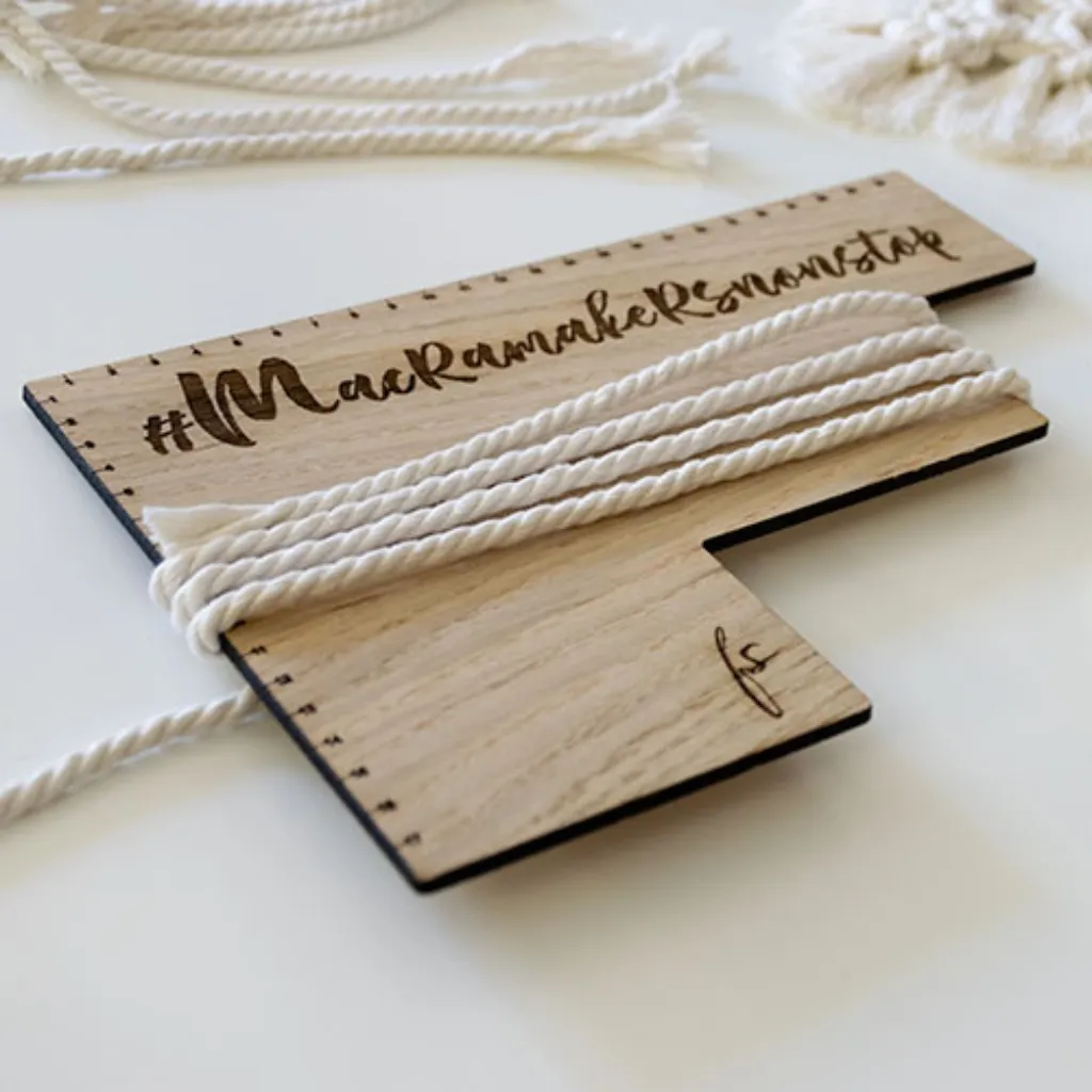 Corta Flecos de fruto Samore con cuerda lista para cortar