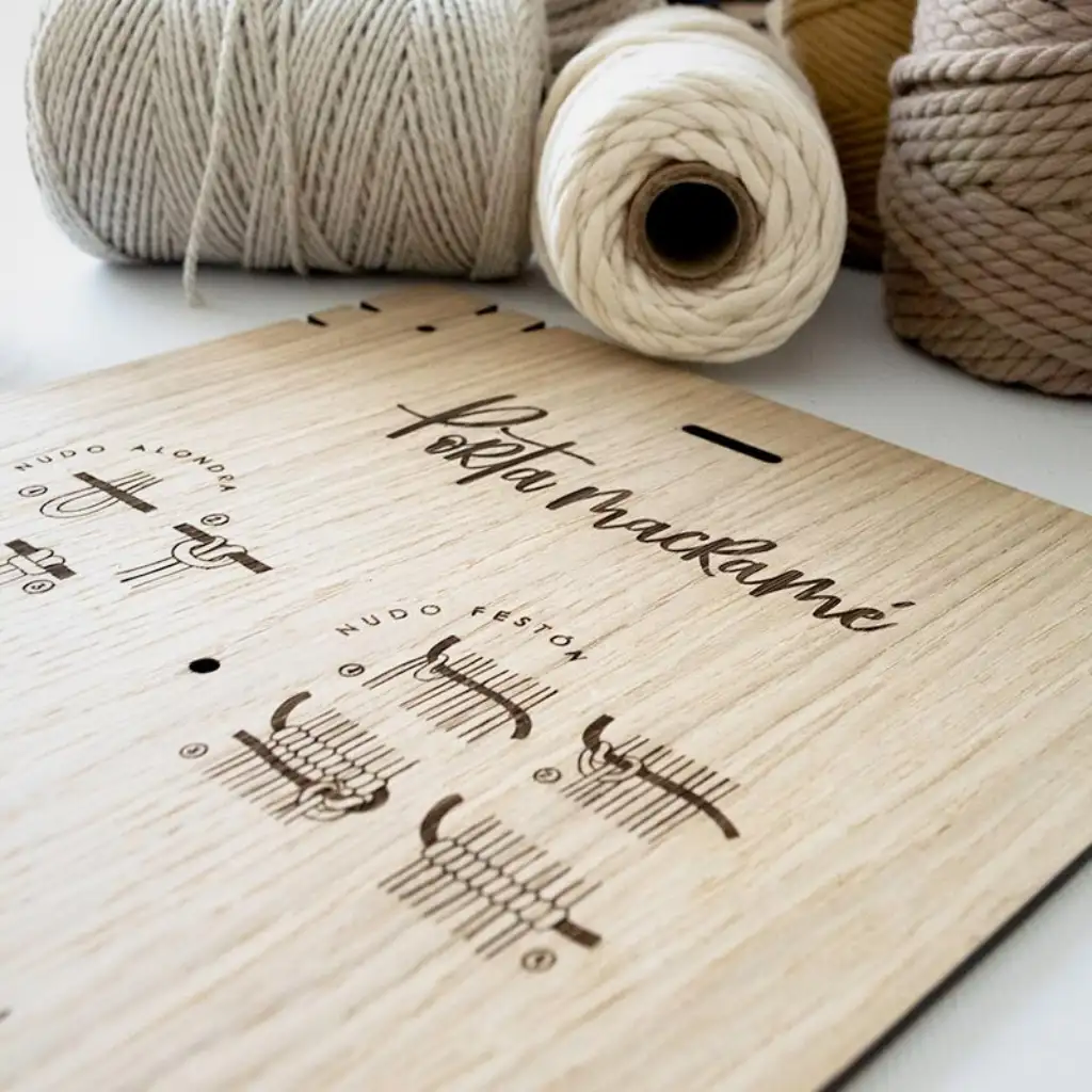 PortaMacramé con tiras de antelina, presillas y vídeo exclusivo de uso