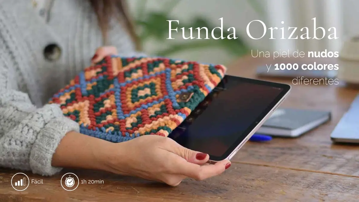 Funda Orizaba de macramé moderno para tablet con patrón geométrico de colores - Fruto Samore®